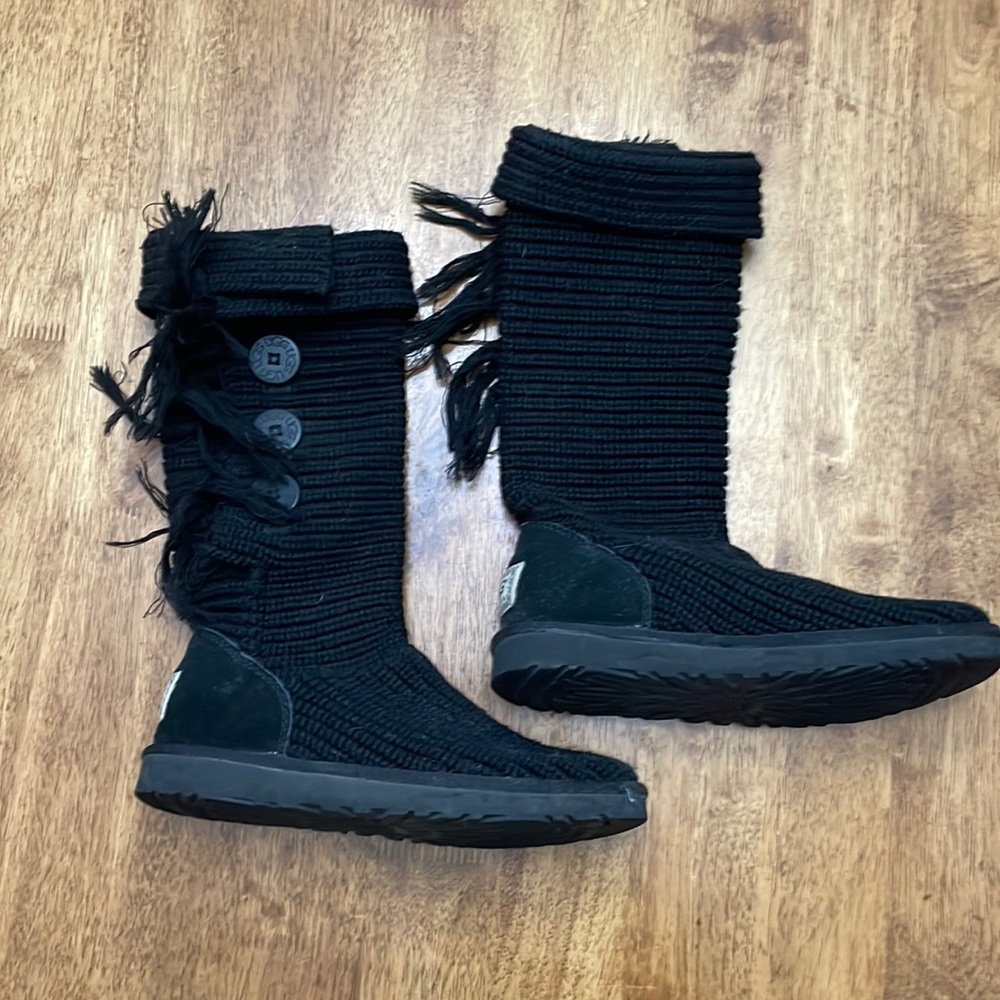 Ugg sweater boots